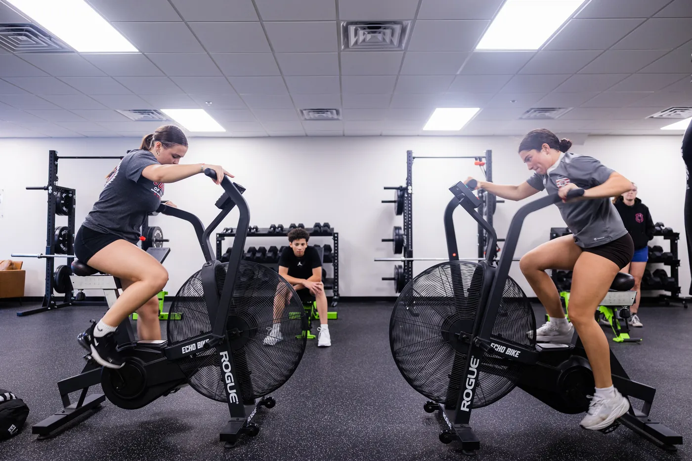 Young athletes building strength and power at Thomas Fitness in Farmington Connecticut